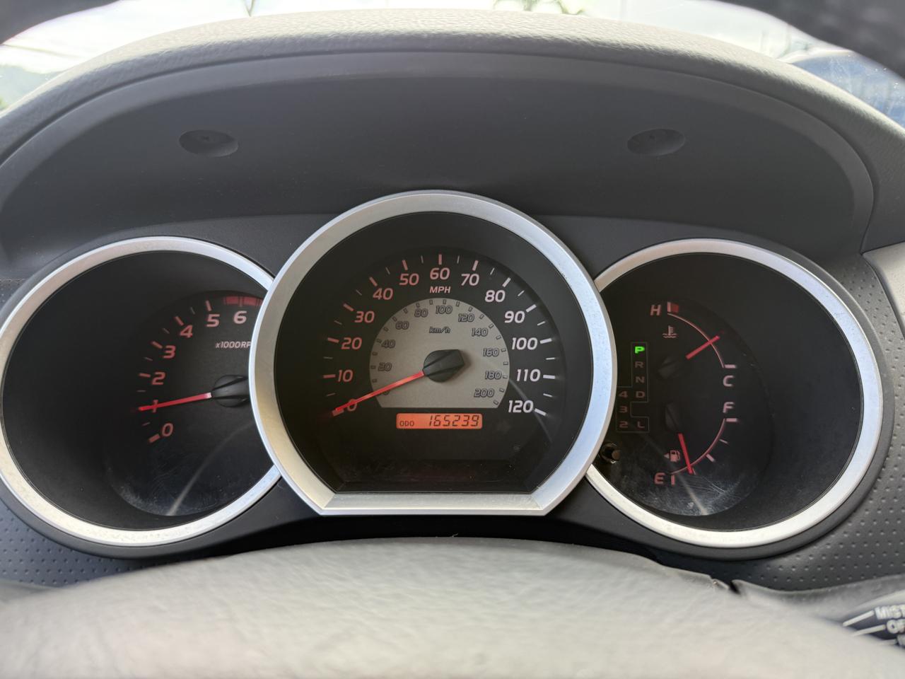 Toyota Tacoma PreRunner Double Cab V6 Automatic 2WD 2005