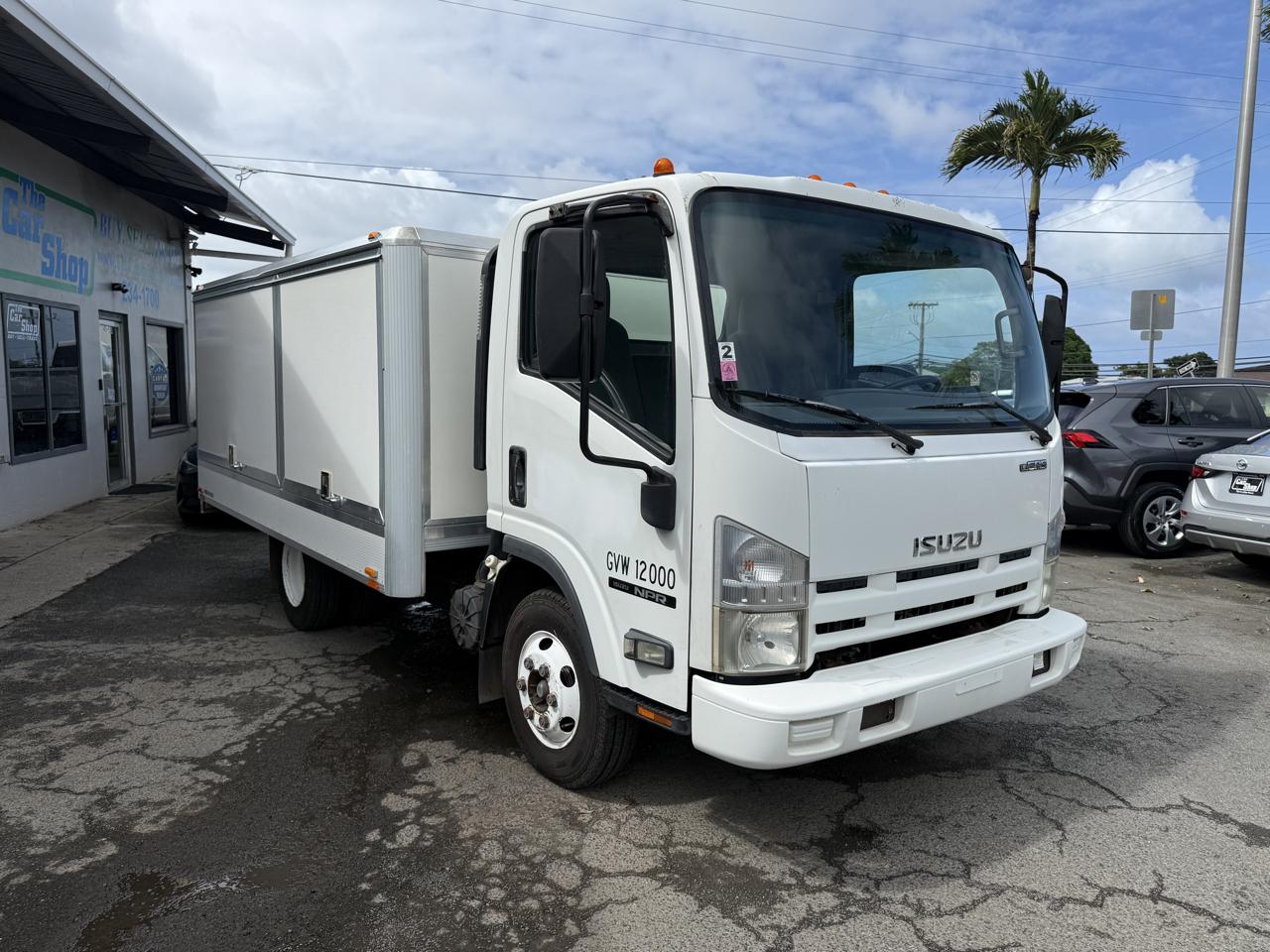 Isuzu NPR  2009