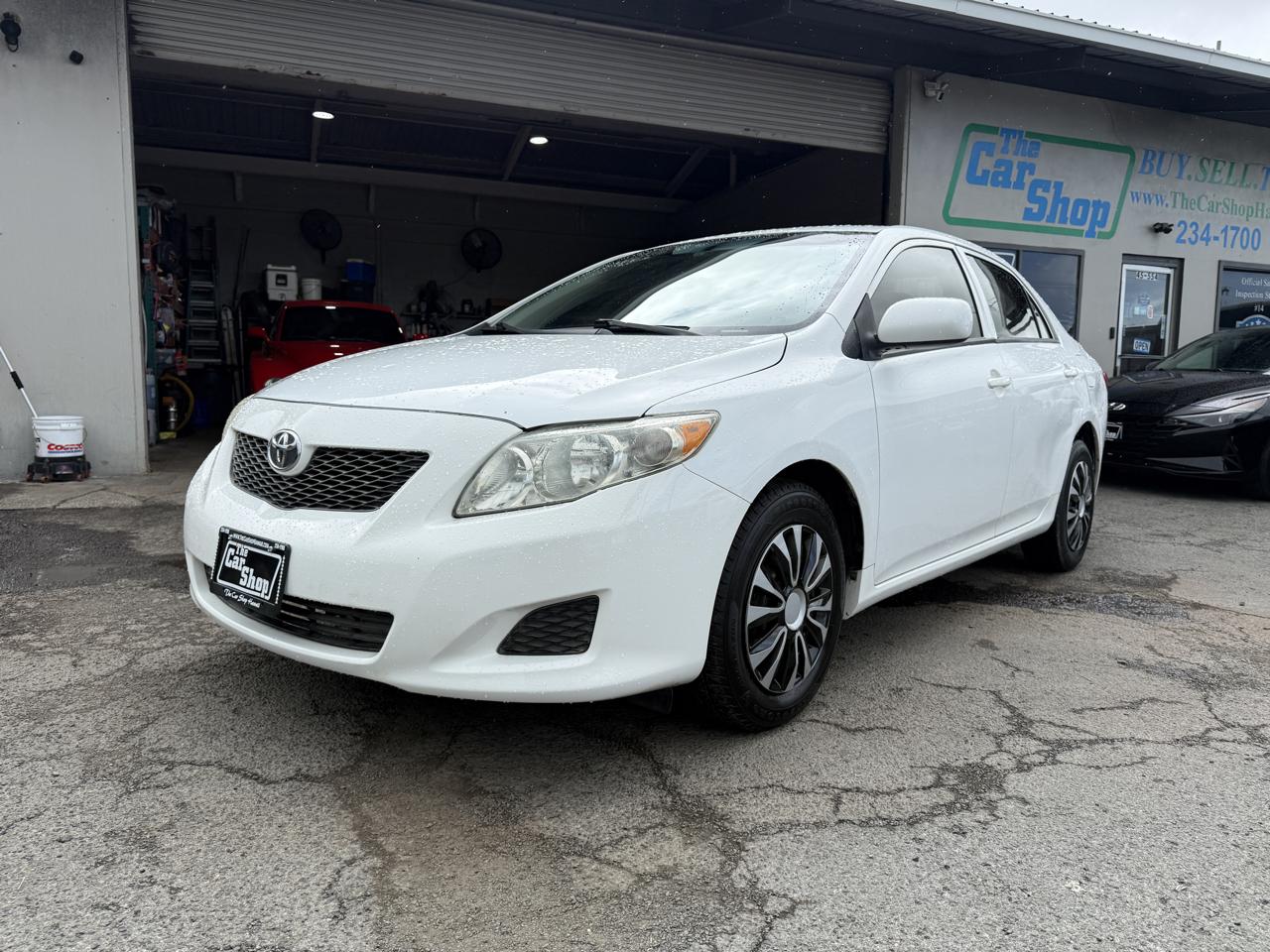 Toyota Corolla LE 2010