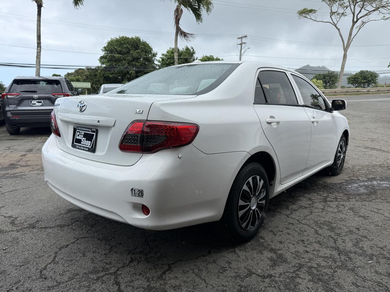 Toyota Corolla LE 2010
