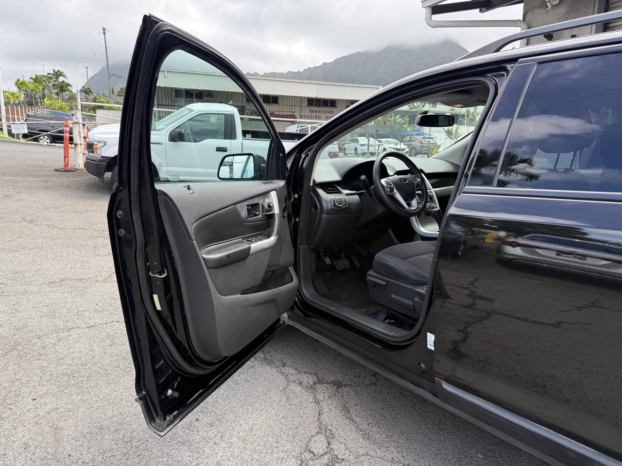 Ford Edge SE FWD 2013