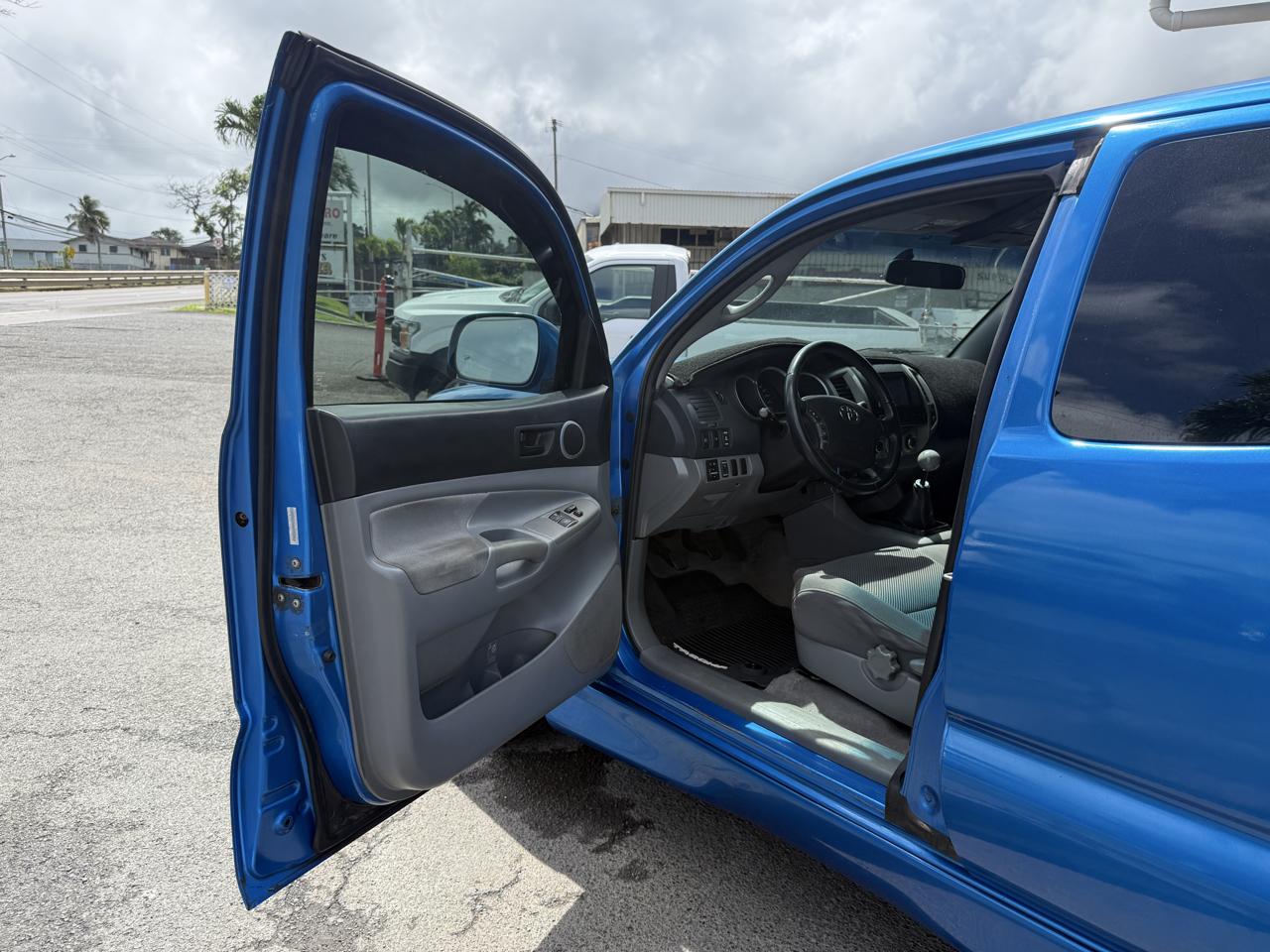 Toyota Tacoma X-Runner V6 2WD 2006