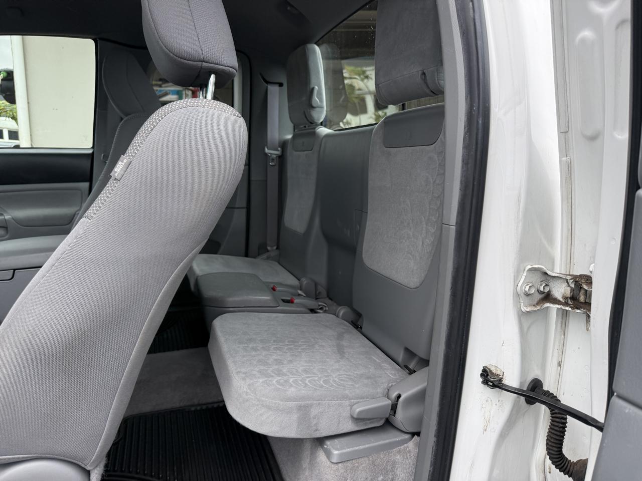 Toyota Tacoma Access Cab 2WD 2009