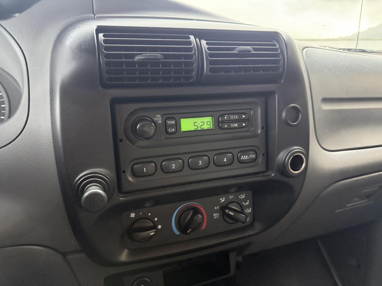 Ford Ranger XL 2WD 2010