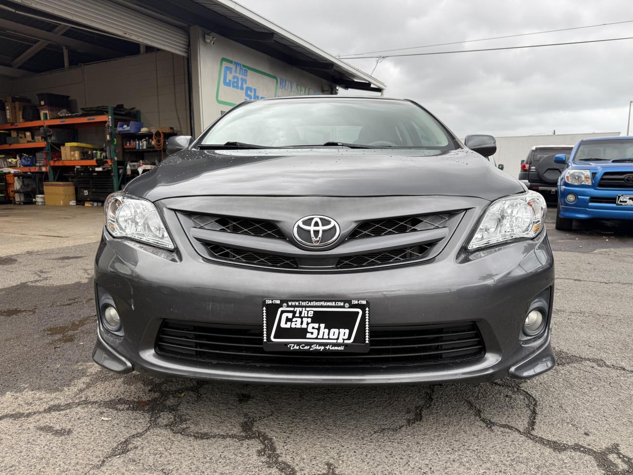 Toyota Corolla S 4-Speed AT 2013