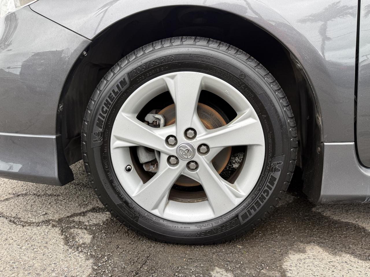 Toyota Corolla S 4-Speed AT 2013