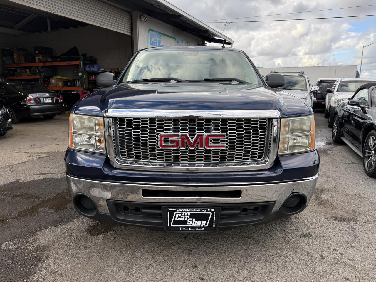 GMC Sierra 1500 SLE Crew Cab 2WD 2011