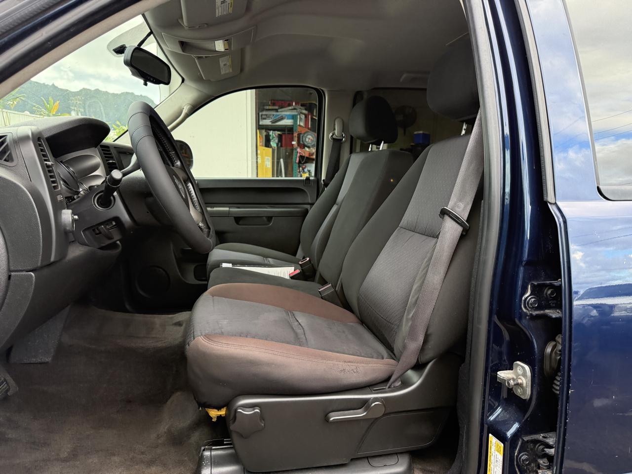 GMC Sierra 1500 SLE Crew Cab 2WD 2011
