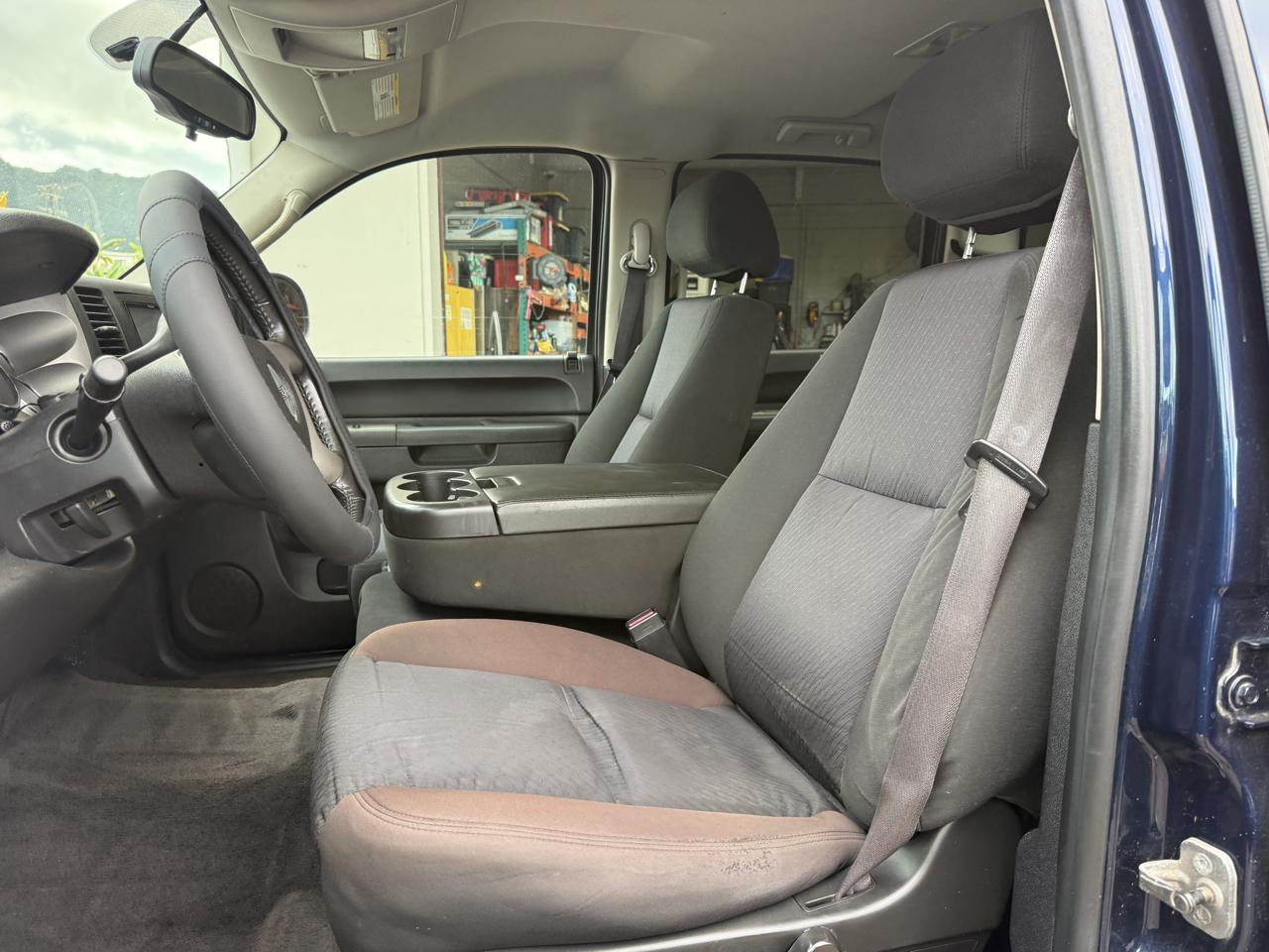 GMC Sierra 1500 SLE Crew Cab 2WD 2011