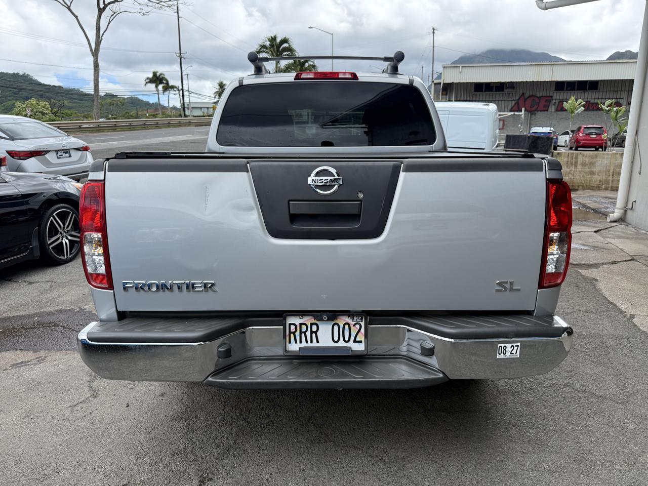 Nissan Frontier SL Crew Cab 2WD 2011