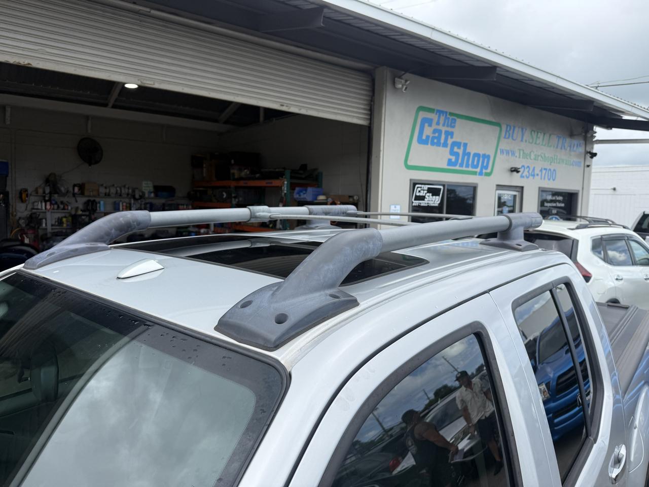 Nissan Frontier SL Crew Cab 2WD 2011