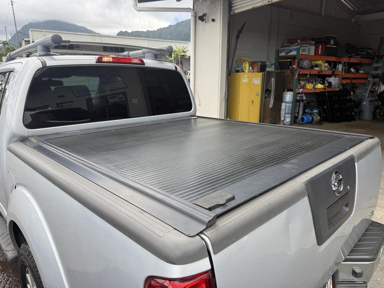 Nissan Frontier SL Crew Cab 2WD 2011