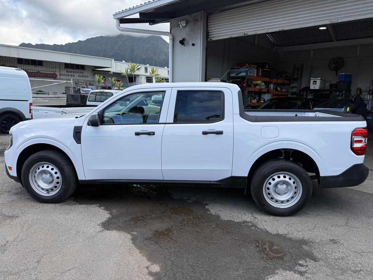 Ford Maverick XL Crew Cab AWD 2025