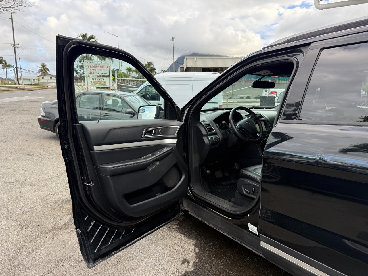 Ford Explorer XLT FWD 2016