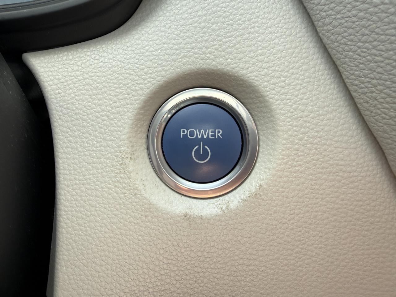 Toyota Corolla LE Hybrid 2022