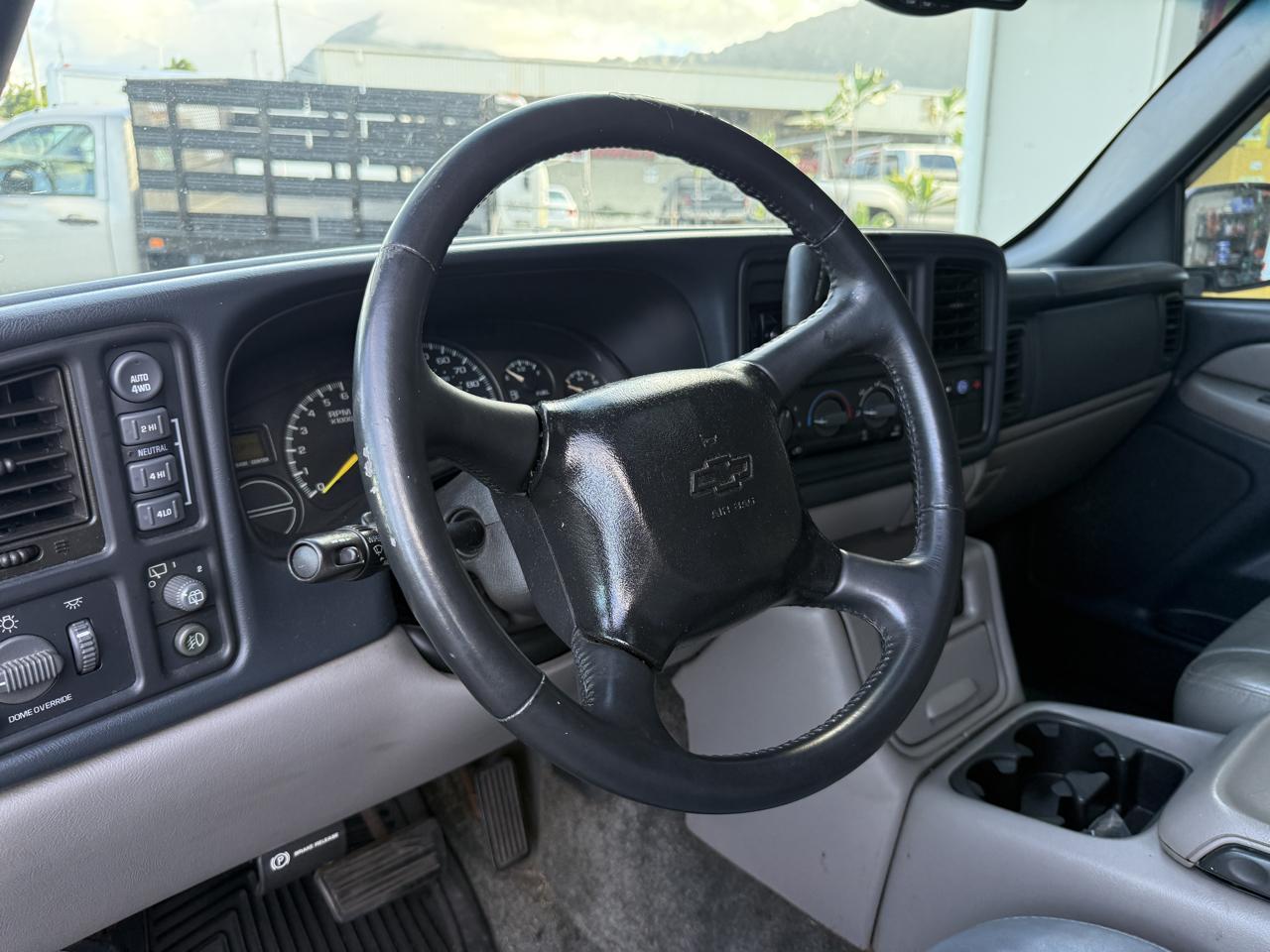 Chevrolet Tahoe 4WD 2000