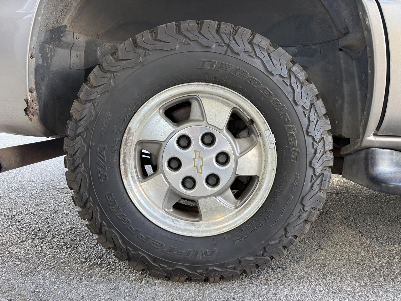 Chevrolet Tahoe 4WD 2000