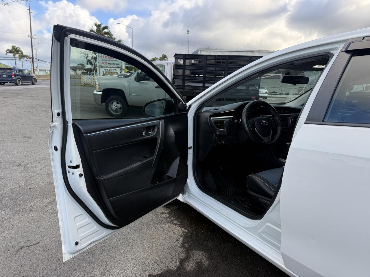 Toyota Corolla S Premium CVT 2015