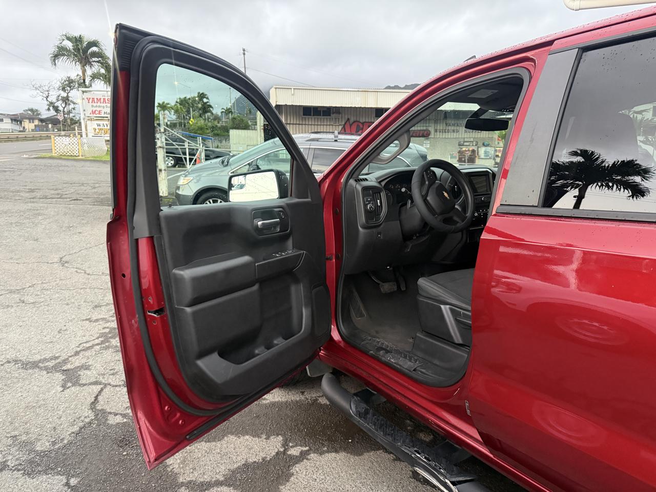 Chevrolet Silverado 1500 Custom Crew Cab Long Box 2WD 2019