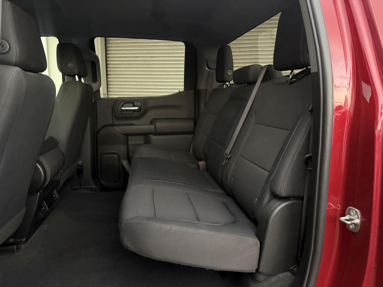 Chevrolet Silverado 1500 Custom Crew Cab Long Box 2WD 2019