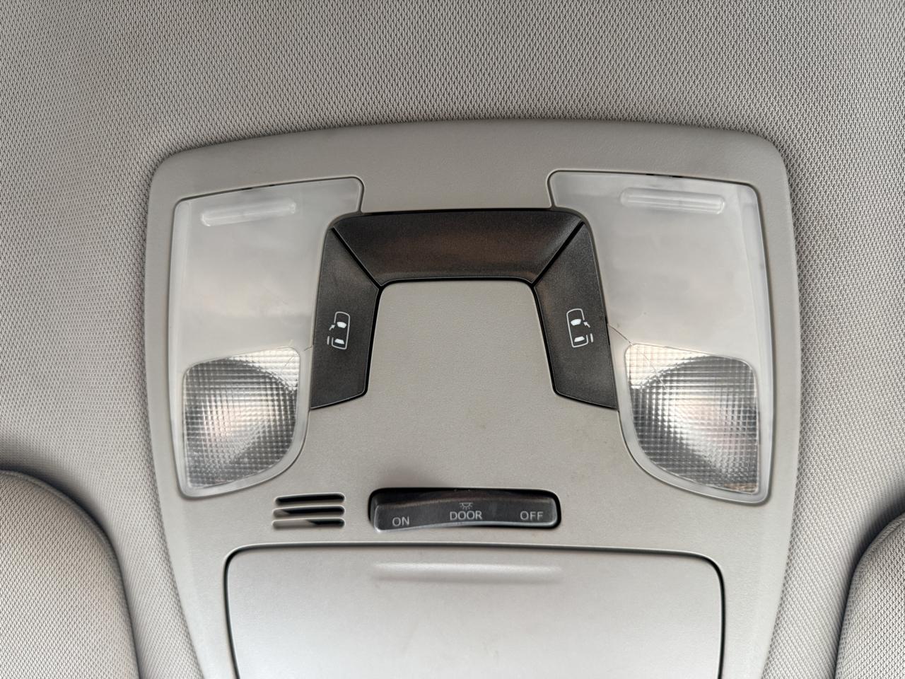 Toyota Sienna LE FWD 8-Passenger V6 2015