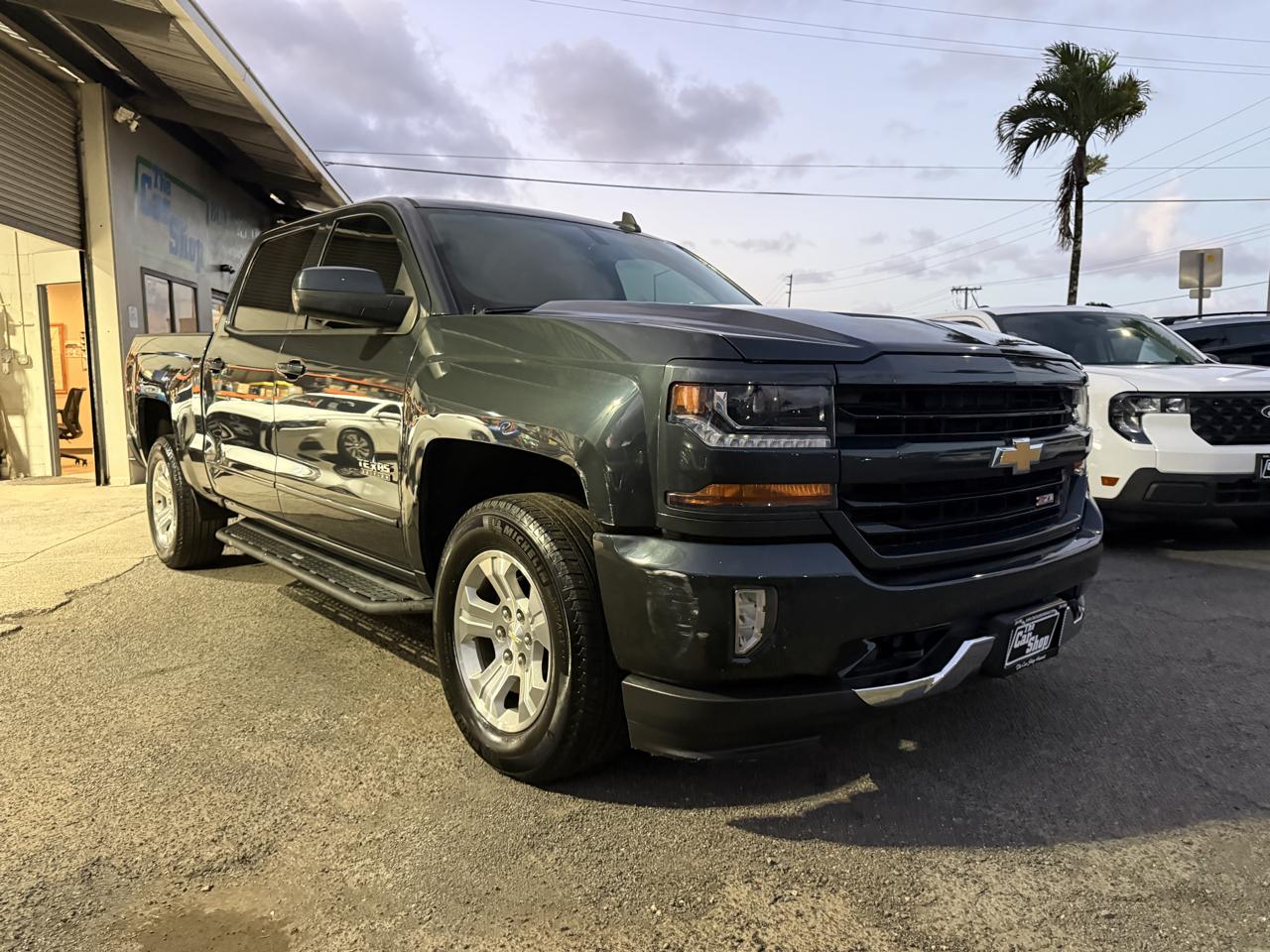 Chevrolet Silverado 1500 LT Z71 Crew Cab 4WD 2018