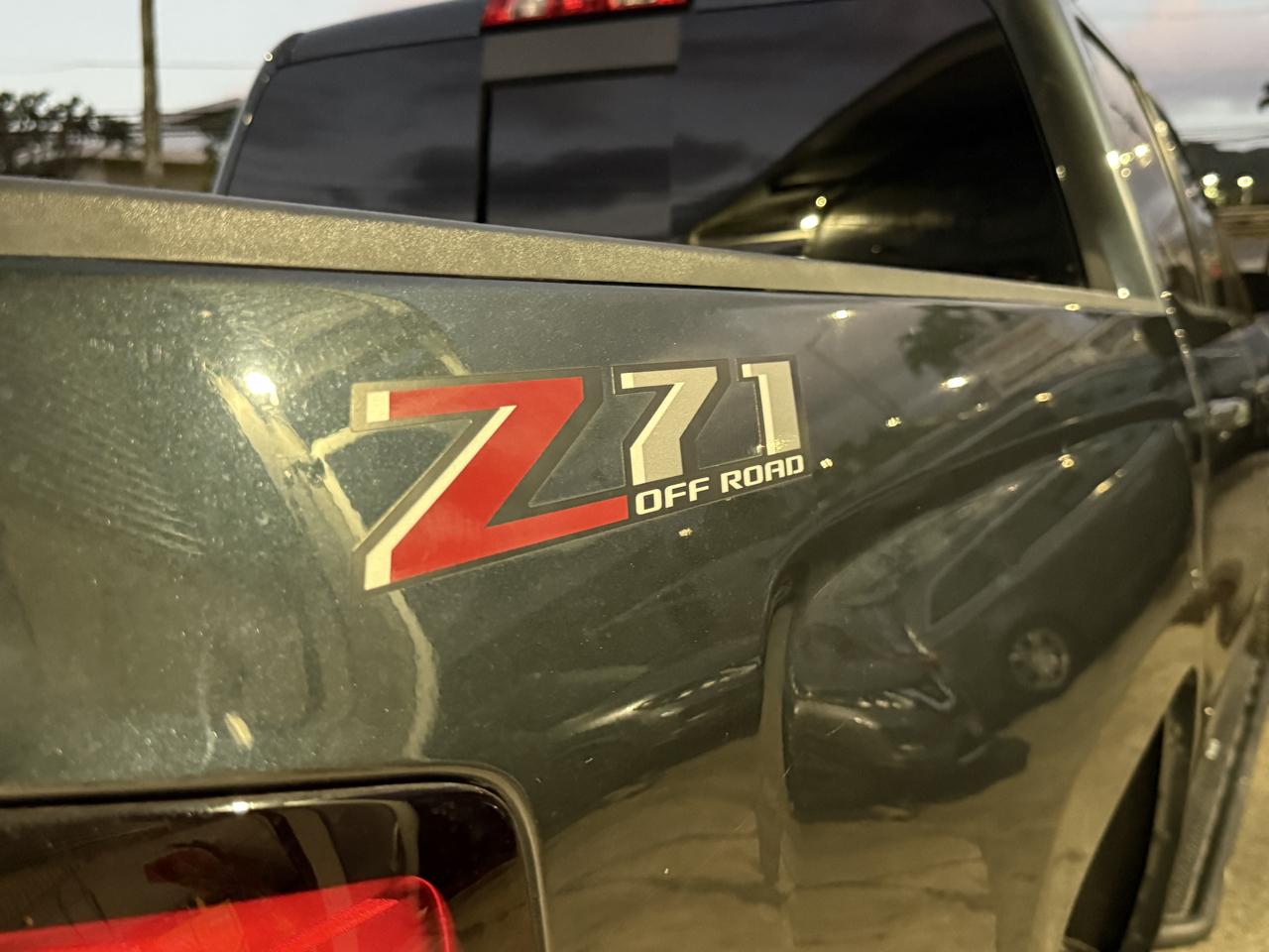 Chevrolet Silverado 1500 LT Z71 Crew Cab 4WD 2018