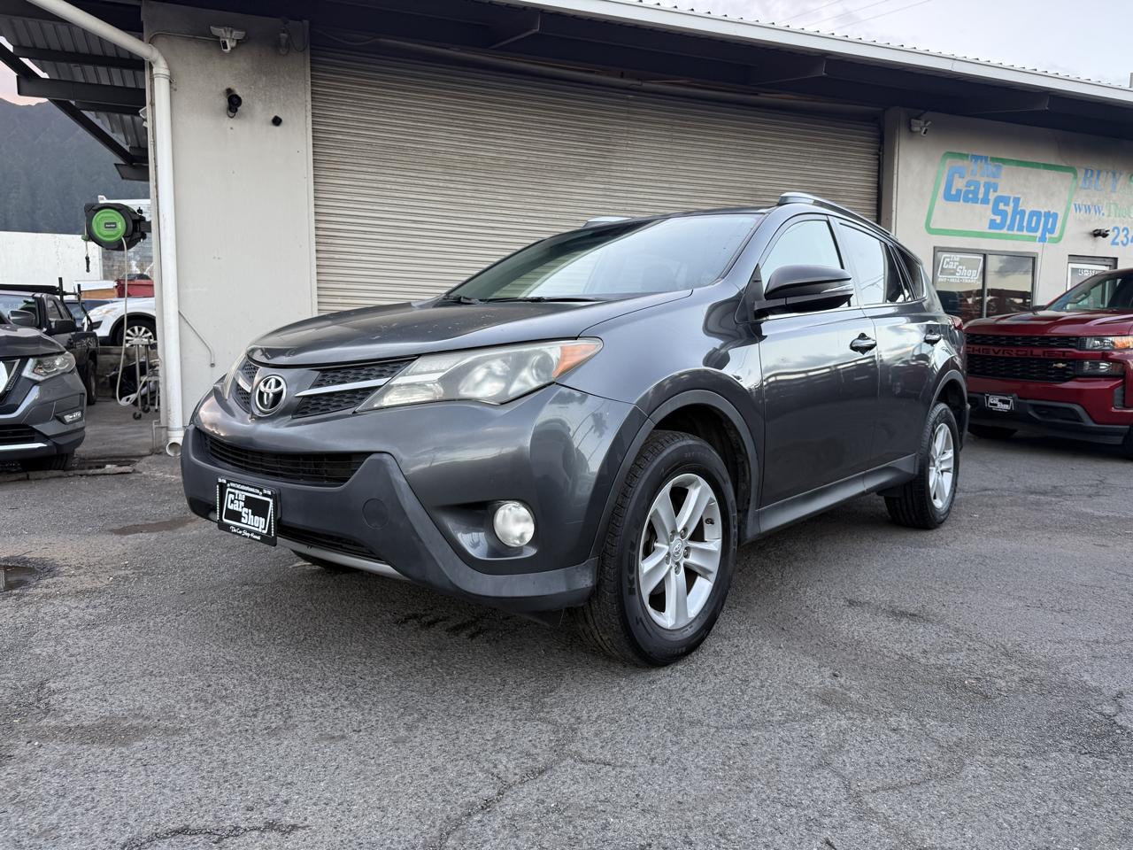 Toyota RAV4 XLE FWD 2013