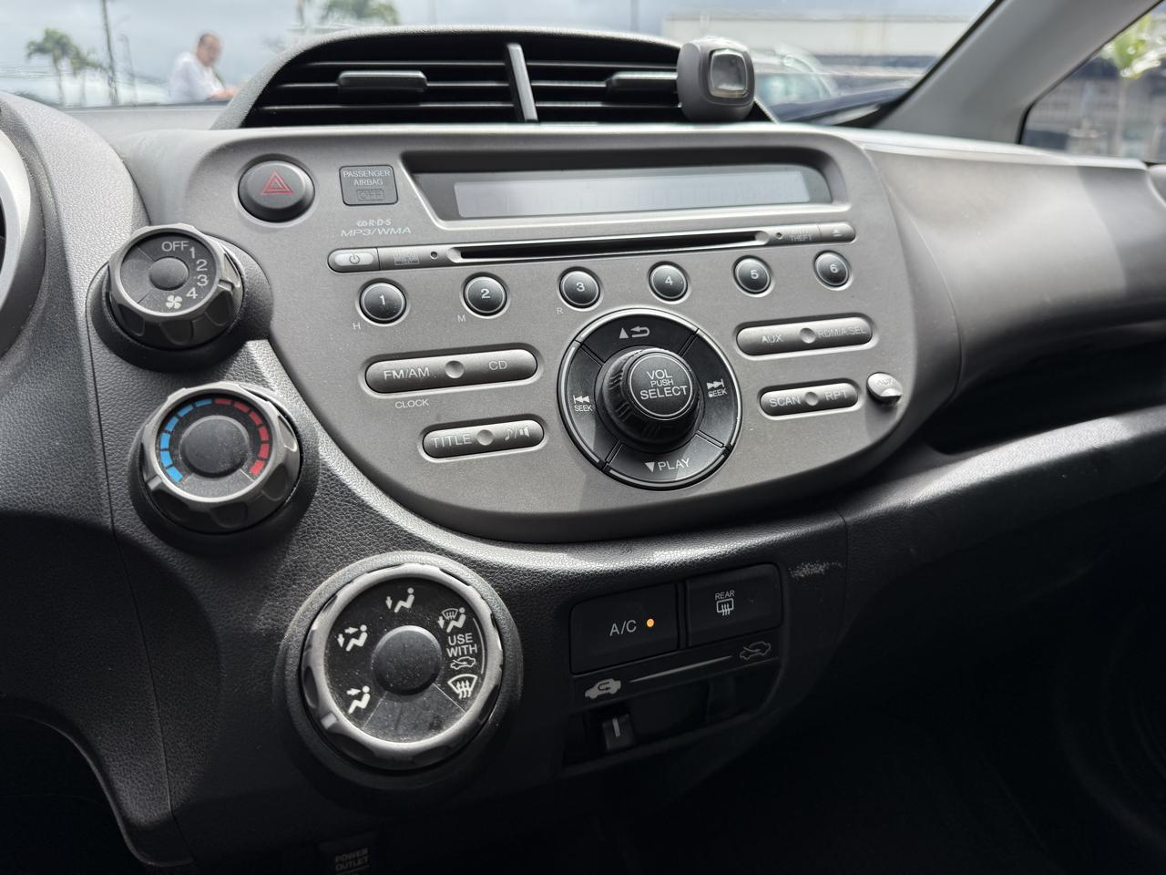 Honda Fit Sport 5-Speed AT 2009