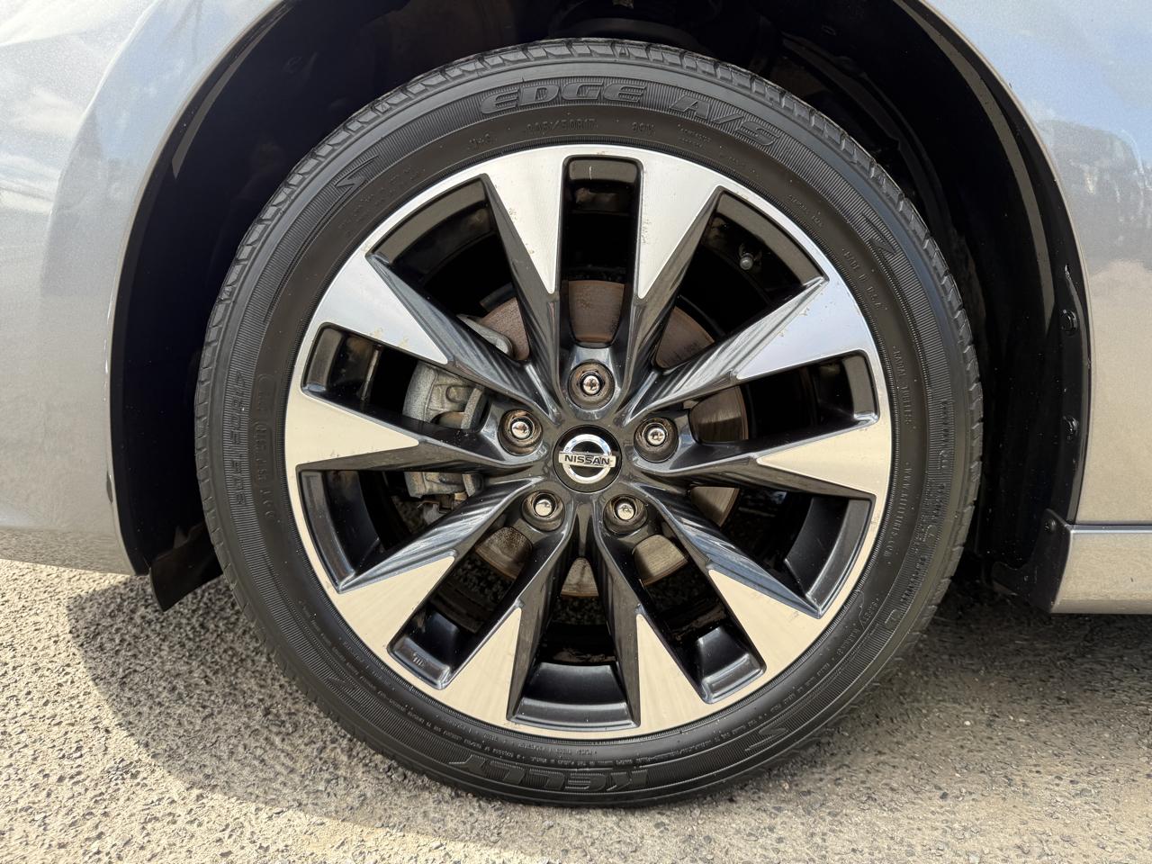 Nissan Sentra SR 2019