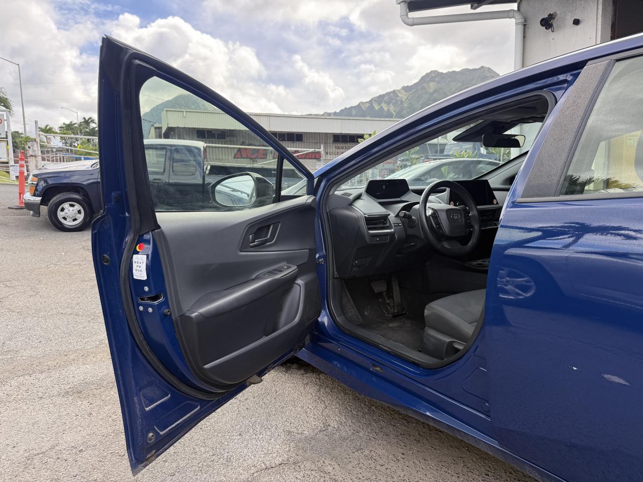 Toyota Prius LE 2024
