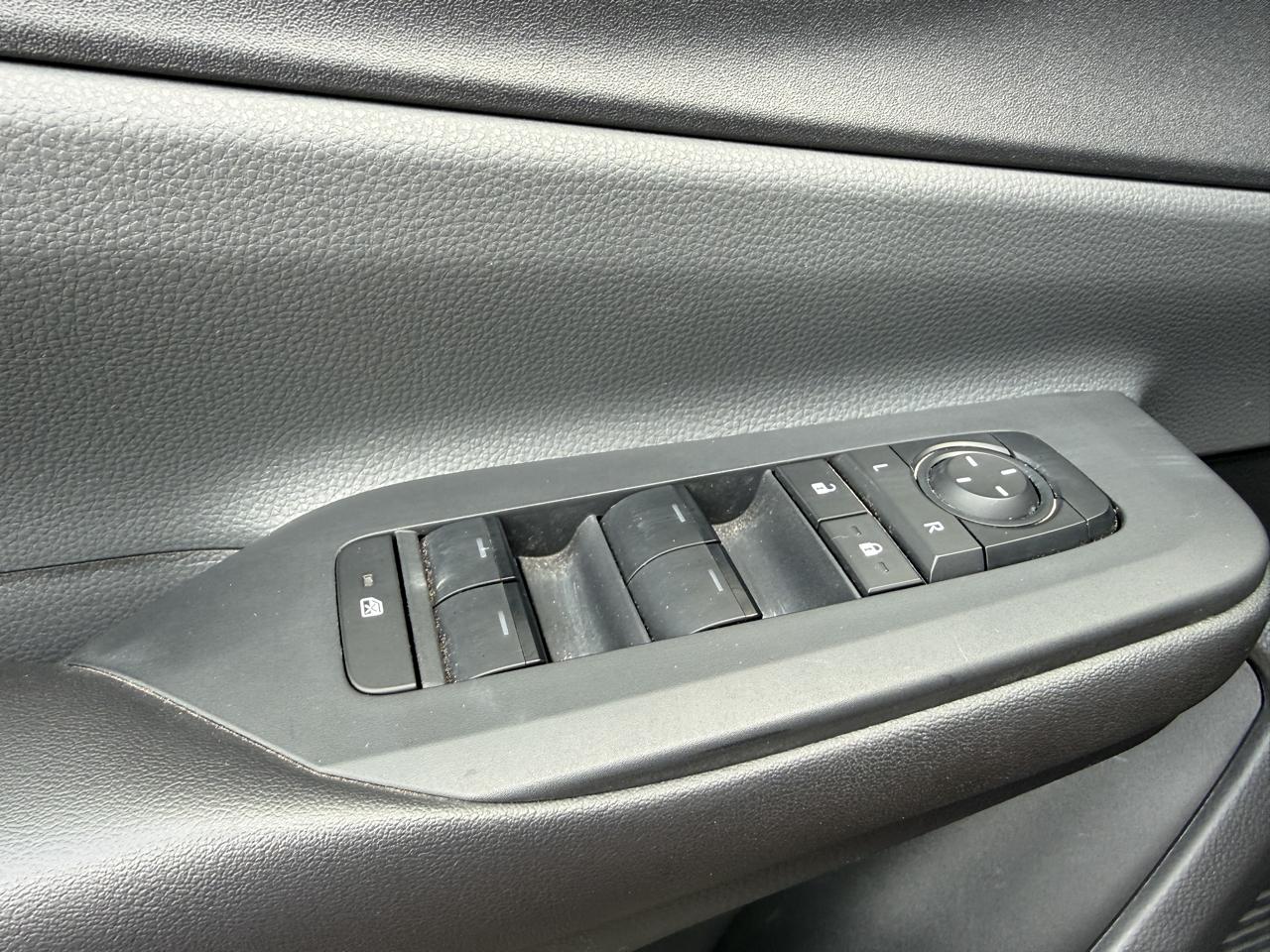 Toyota Prius LE 2024