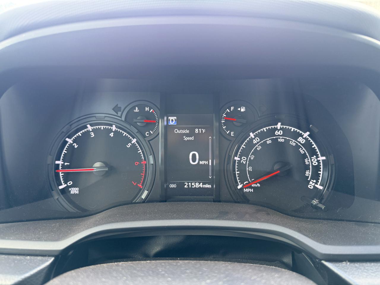 Toyota 4Runner SR5 4WD 2024