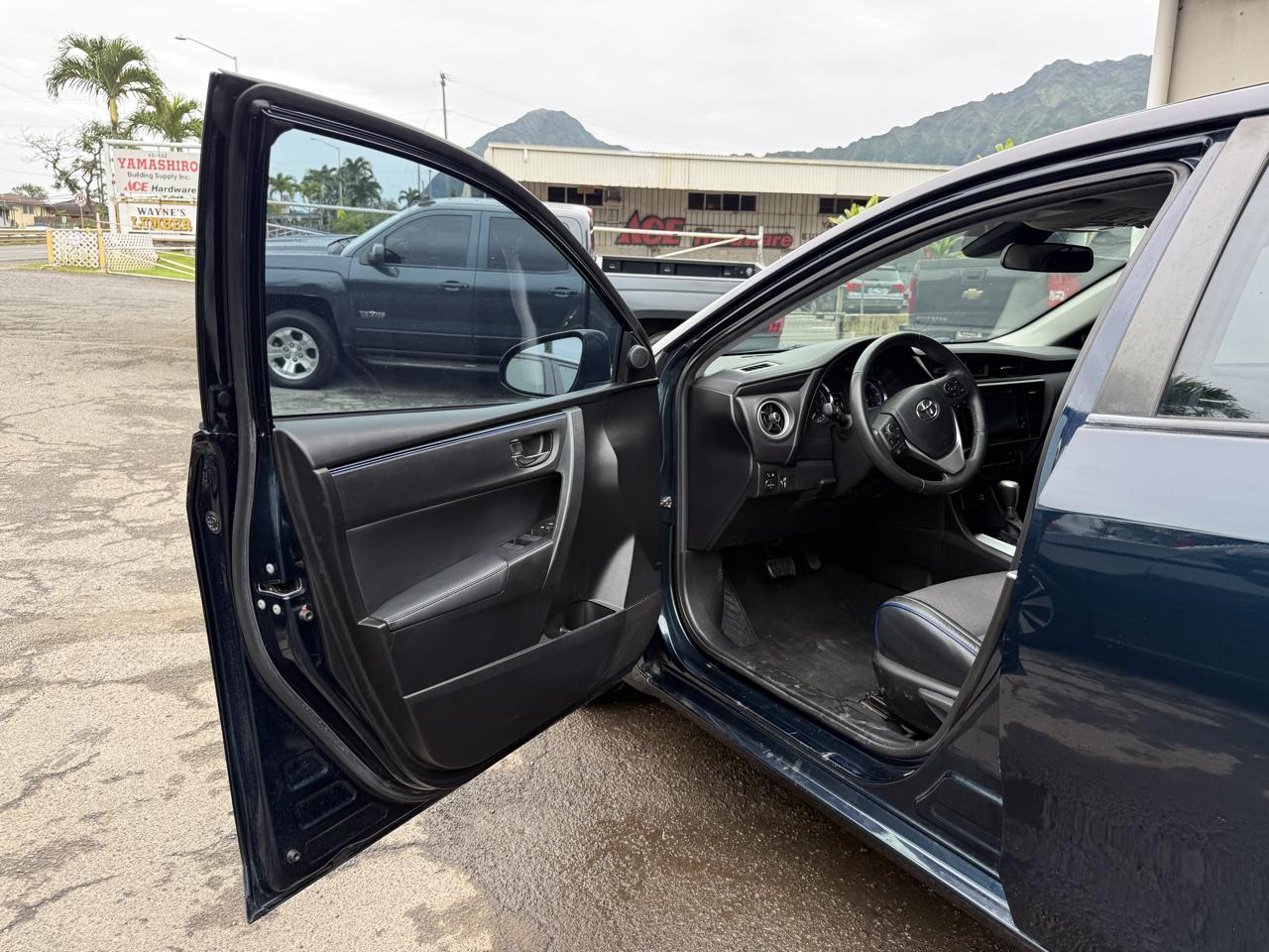 Toyota Corolla SE 2017