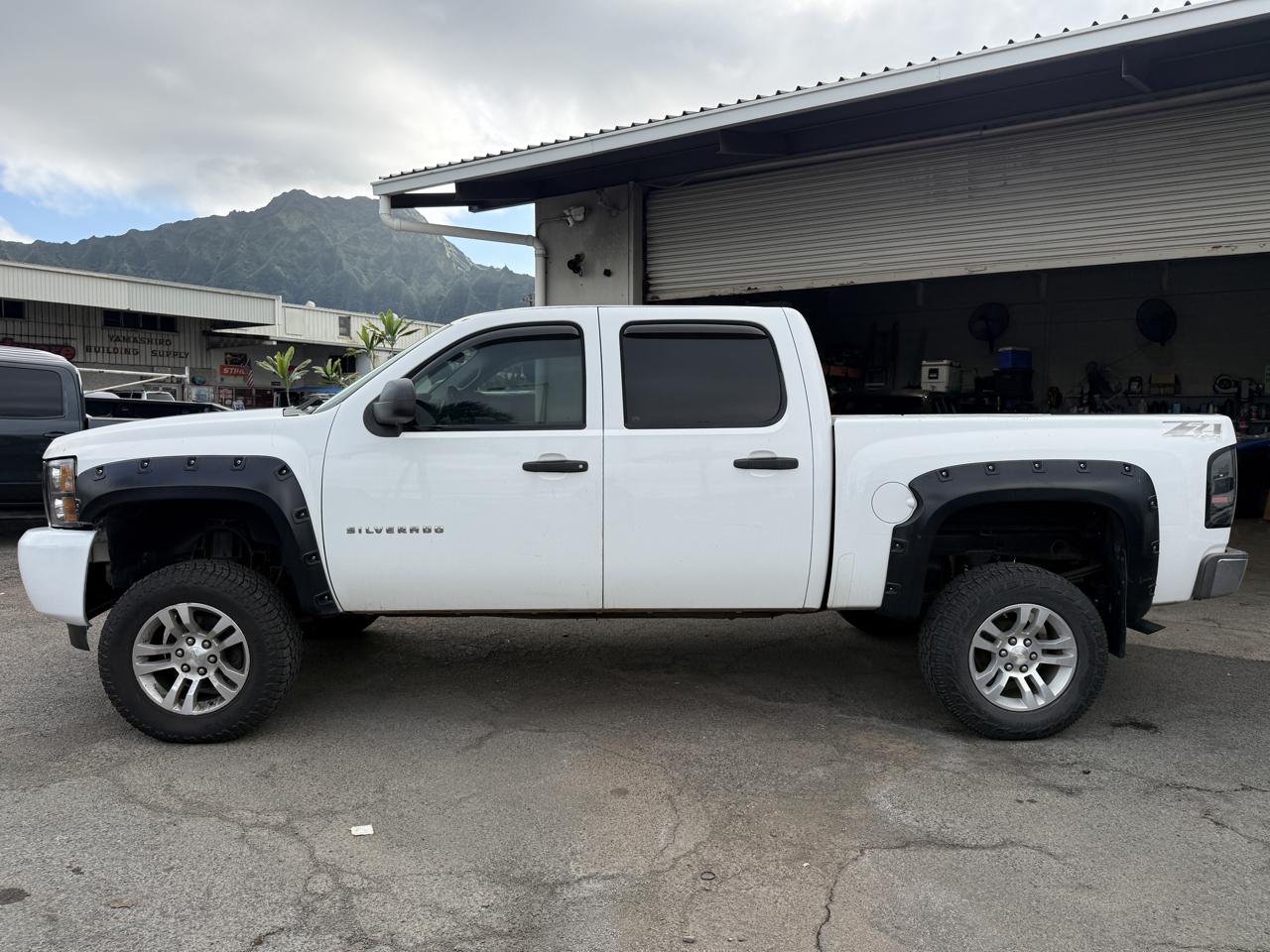 Chevrolet Silverado 1500 Z71 Crew Cab 4WD 2013