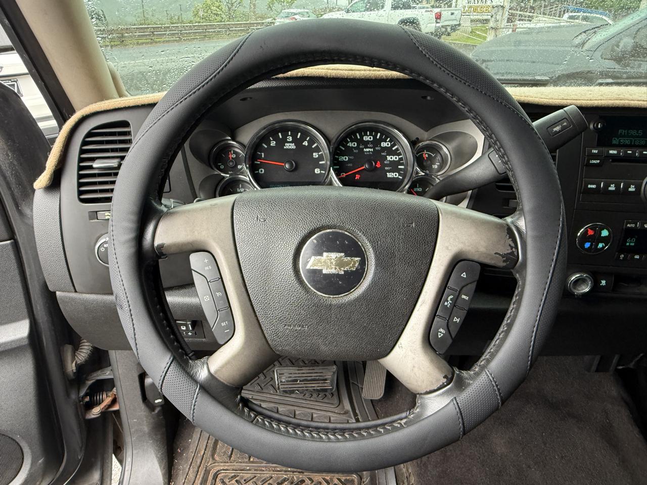 Chevrolet Silverado 2500HD LT Ext. Cab 2WD 2011