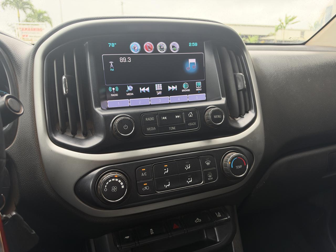 Chevrolet Colorado LT Crew Cab 4WD Short Box 2017