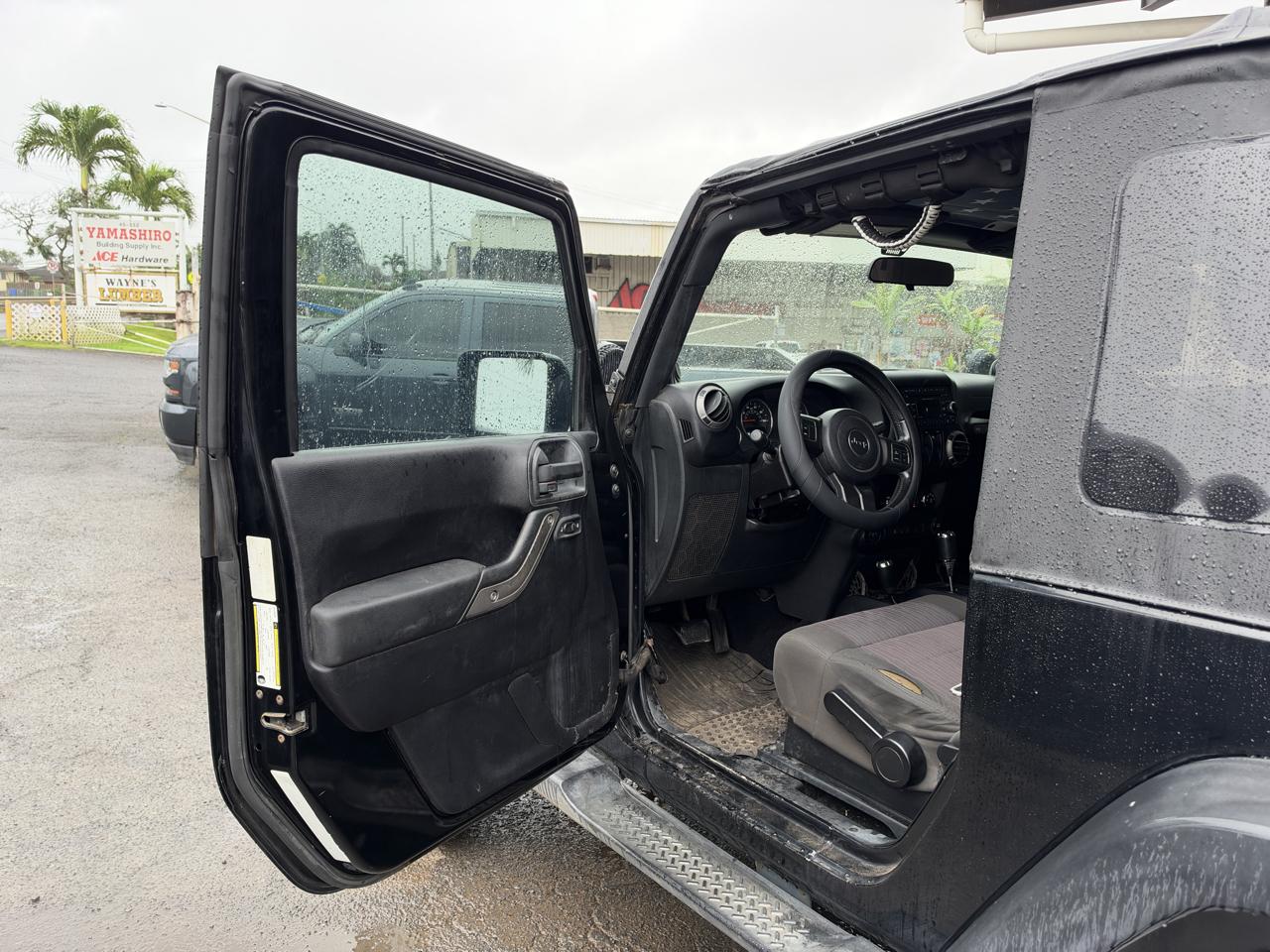 Jeep Wrangler Sport 4WD 2011