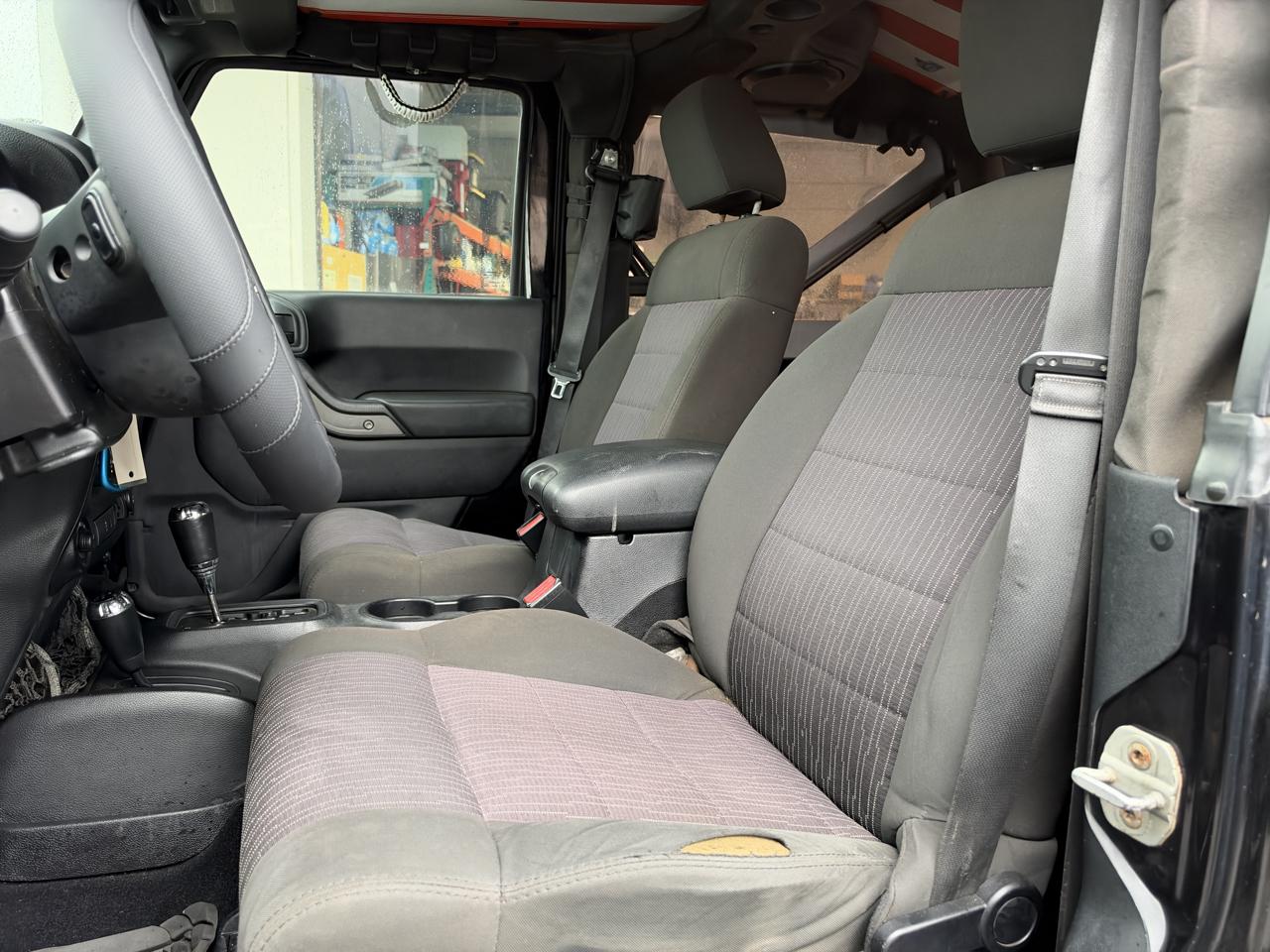 Jeep Wrangler Sport 4WD 2011