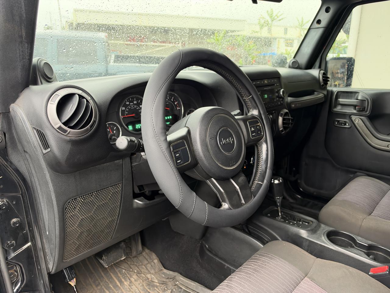 Jeep Wrangler Sport 4WD 2011