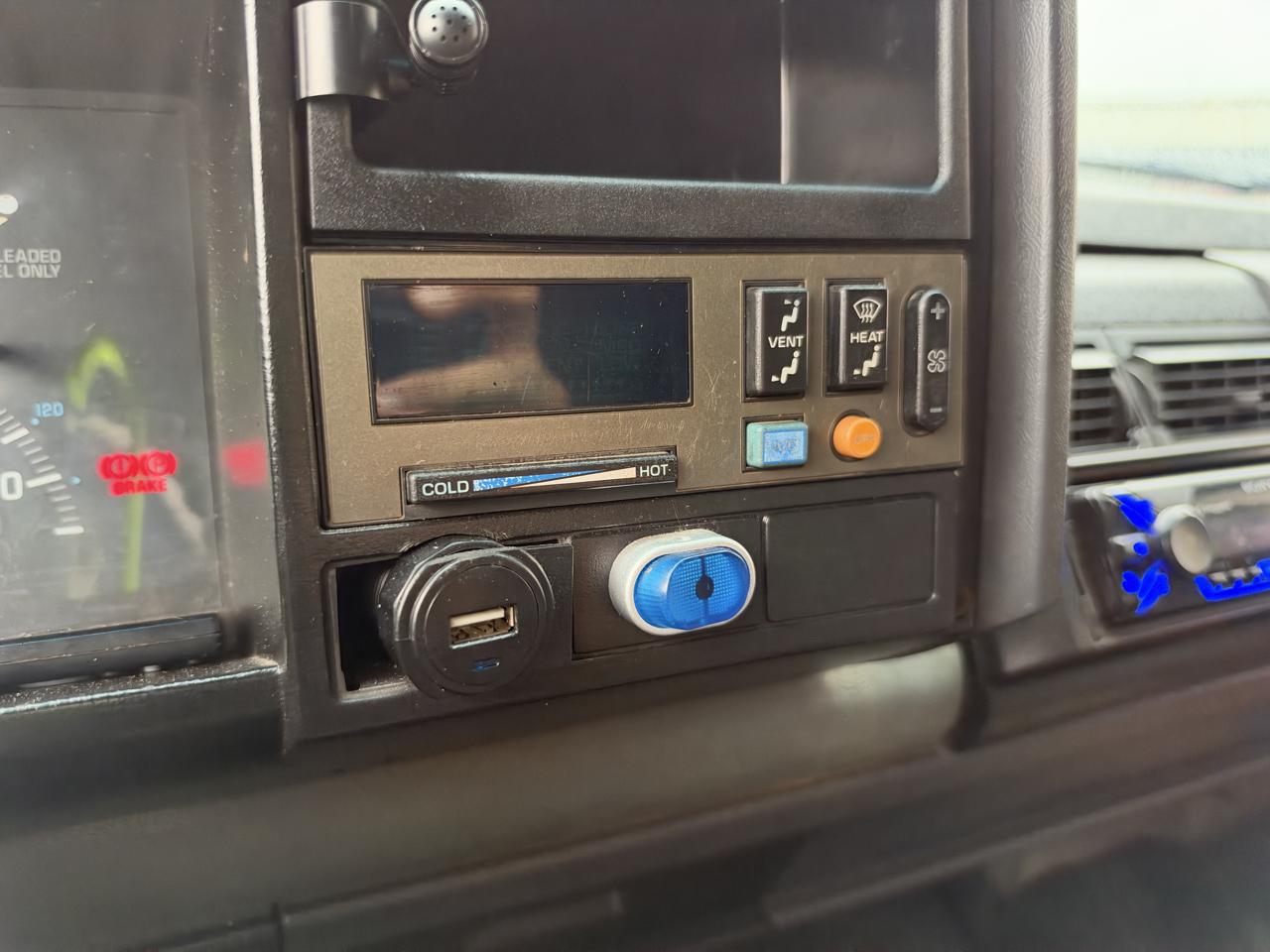 Chevrolet C/K 1500 Reg. Cab 6.5-ft. Bed 4WD 1989