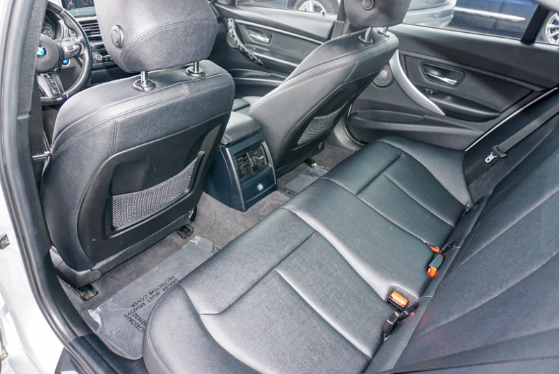 BMW 3-Series 328i Sedan 2015 BMW 3-Series 328i Sedan 2015