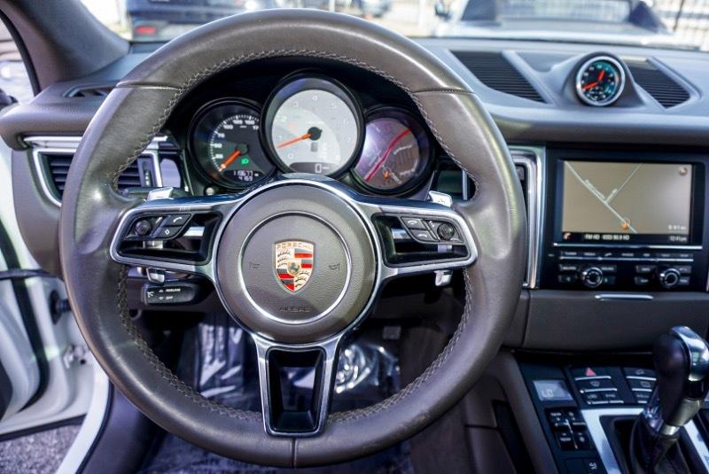 Porsche Macan S 2015
