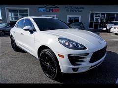 2015 Porsche Macan 
