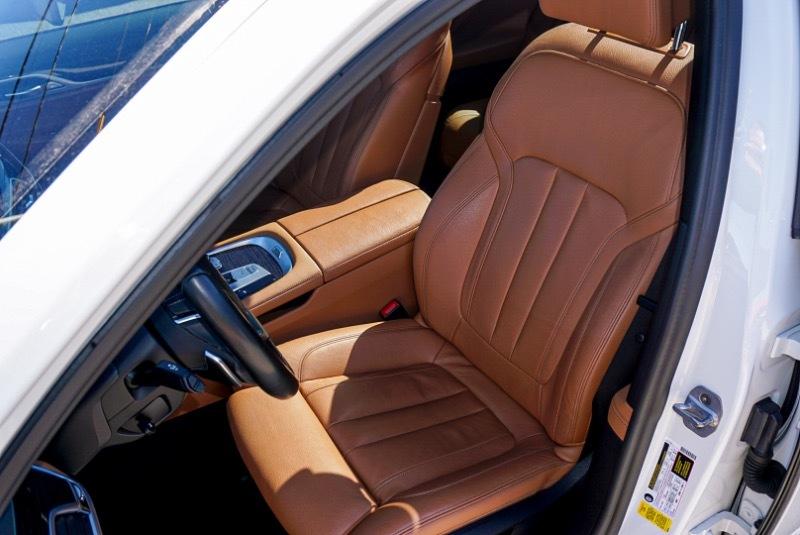 BMW 7-Series 740i 2019