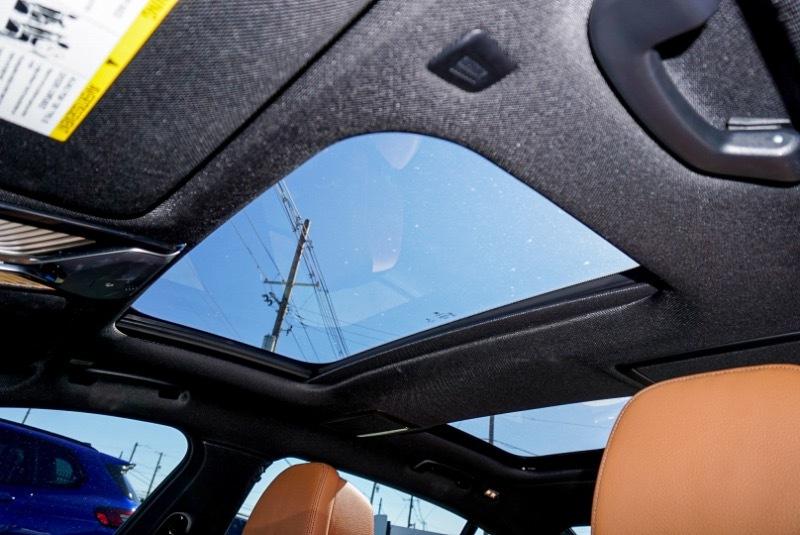 BMW 7-Series 740i 2019