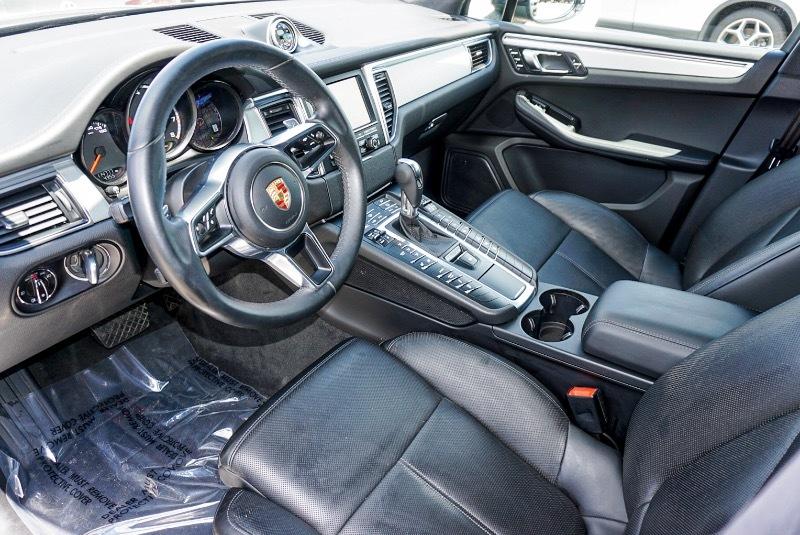 Porsche Macan Turbo 2015