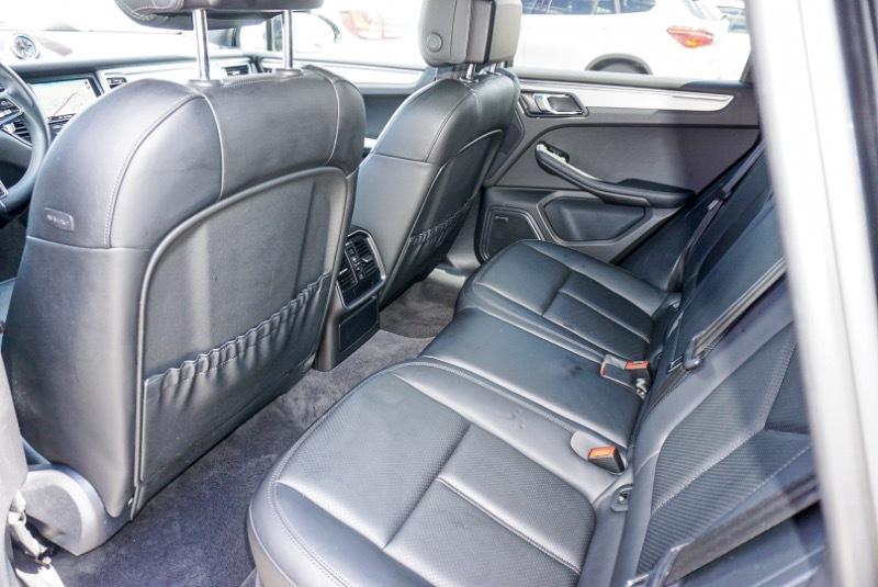Porsche Macan Turbo 2015