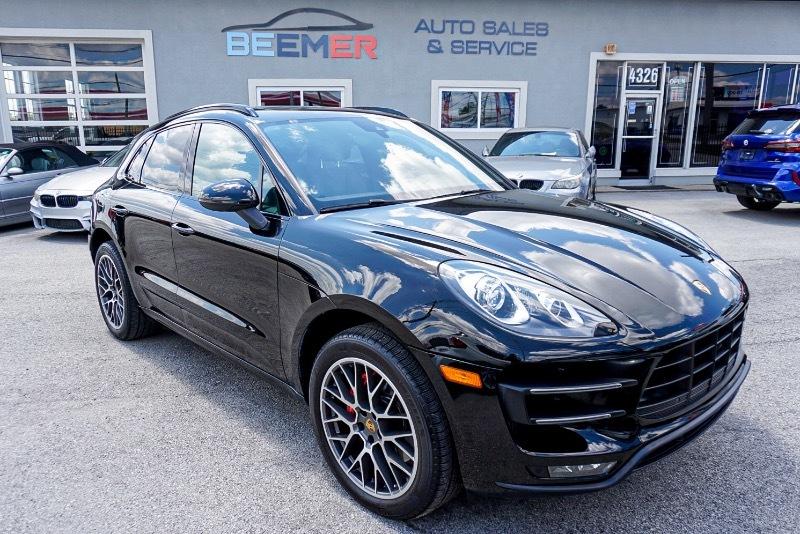 2015 Porsche Macan Turbo