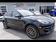 2015 Porsche Macan 